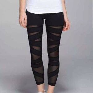 Lululemon Tech Mesh Wunder Unders